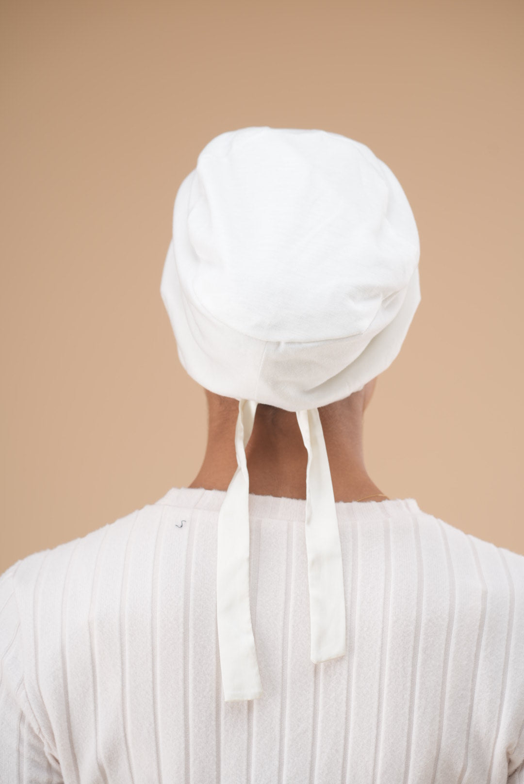 Bonnet satin Crème