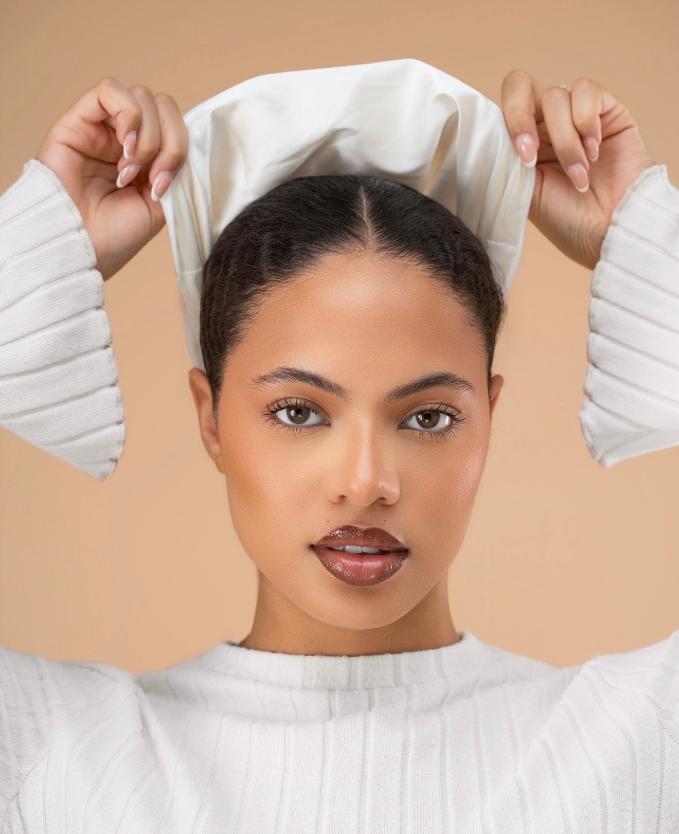 Bonnet satin Crème