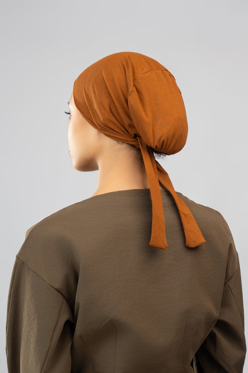 Bonnet satin Marron