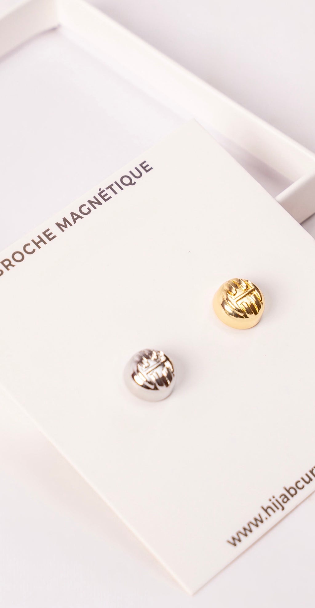 Broche magnétique