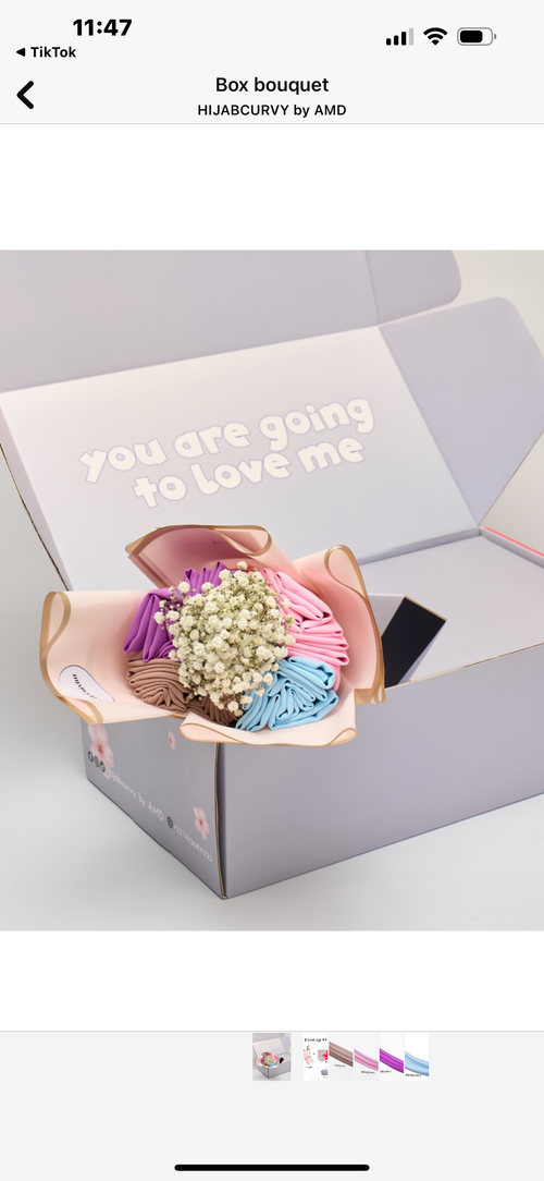 Ajouter des fleurs fraîches au bouquet